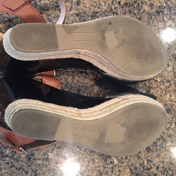 Montego Bay Club Black and Tan Sandals - Picture 4 of 7